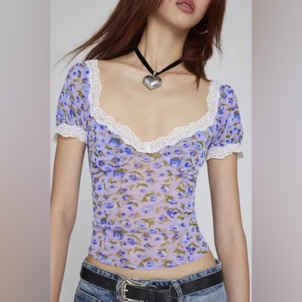 Urban outfitters Floral top women’s new